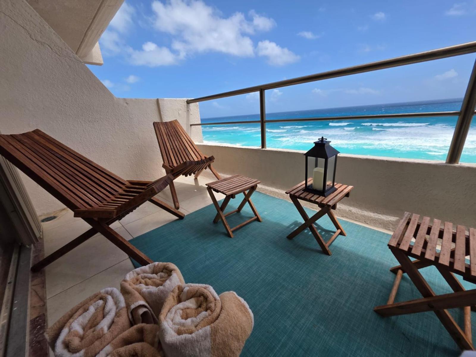 Perfect Vacation Getaway,Ocean View,Wifi, Beach Cancun Bagian luar foto